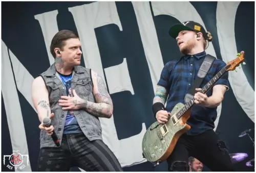 Hellfest 2016 - Day I - Shinedown