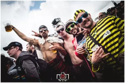 Hellfest 2016 - Day I - Ambiance