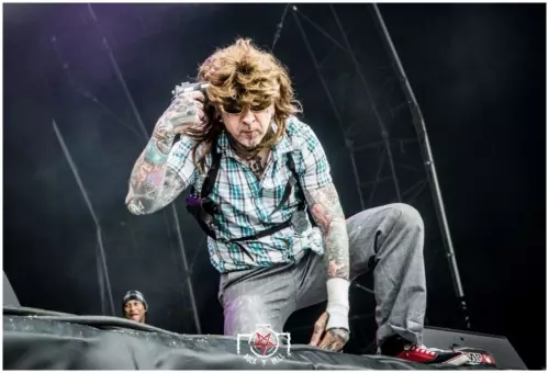 Hellfest 2016 - Day I - Le Bal Des Enragés