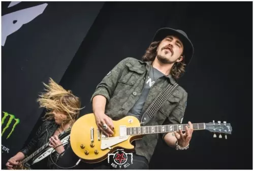 Hellfest 2016 - Day I - Halestorm