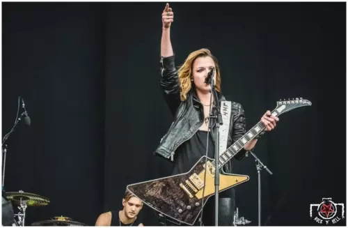 Hellfest 2016 - Day I - Halestorm