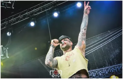 Hellfest 2016 - Day I - Turbonegro
