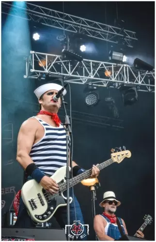 Hellfest 2016 - Day I - Turbonegro