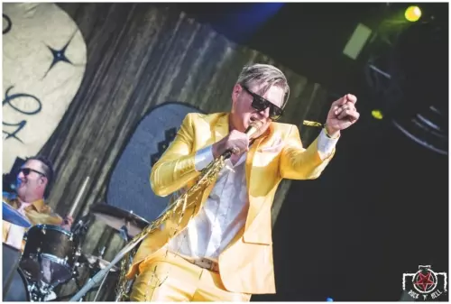 Hellfest 2019 - Day I - Me First And The Gimme Gimmes