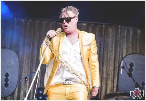 Hellfest 2019 - Day I - Me First And The Gimme Gimmes