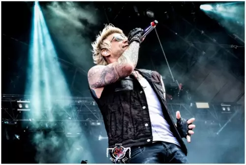 Hellfest 2016 - Day II - Sixx AM