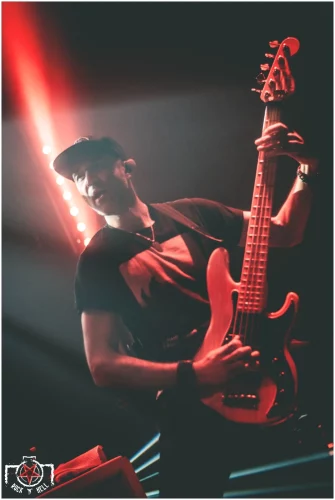 Lone Survivors @ Crossroad, La Rochelle 12.12.25