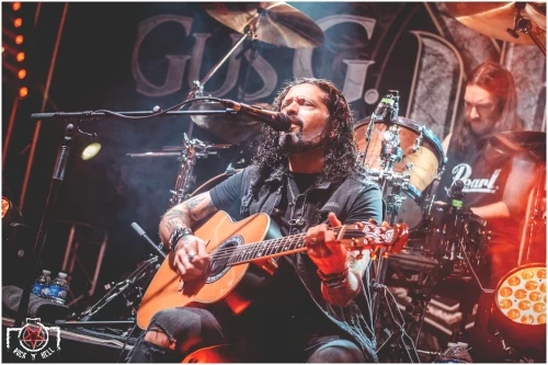 Ronnie-Romero-X-Gus-G-14