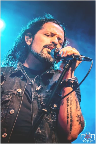 Ronnie-Romero-X-Gus-G-17