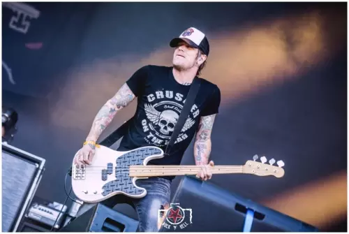 Hellfest 2017 - Day II- The New Roses