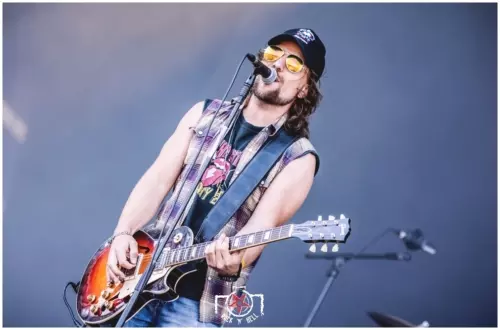 Hellfest 2017 - Day II- The New Roses