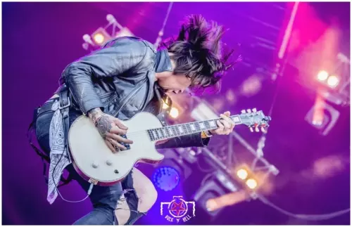 Hellfest 2017 - Day II - The Treatment