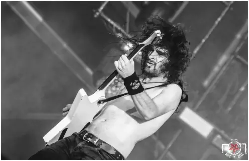 Hellfest 2017 - Day II - Airbourne