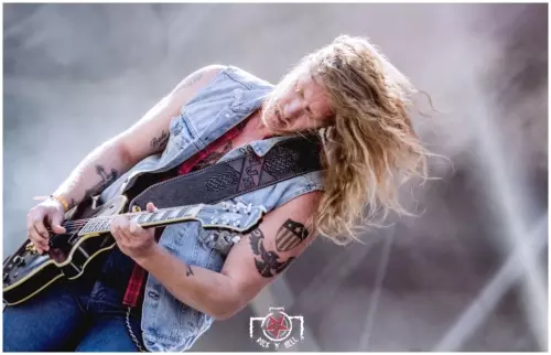 Hellfest 2017 - Day II- Jared James Nichols
