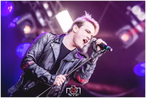 Hellfest 2017 - Day II - The Treatment