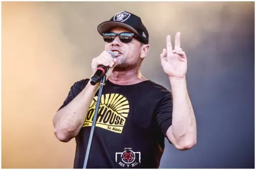 Hellfest 2017 - Day II - Ugly Kid Joe