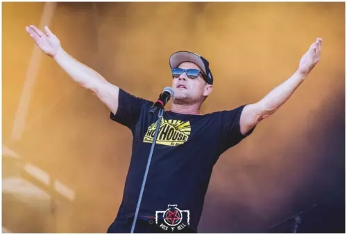 Hellfest 2017 - Day II - Ugly Kid Joe