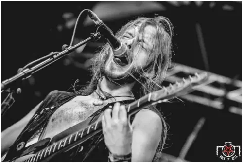 Hellfest 2017 - Day III - The Vintage Caravan