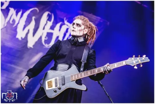 Hellfest 2017 - Day III - Motionless In White