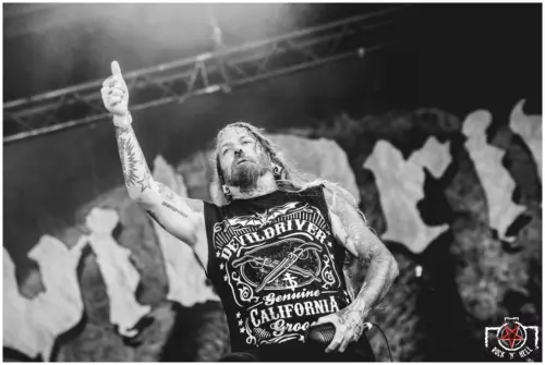 Hellfest 2017 - Day III - Devildriver
