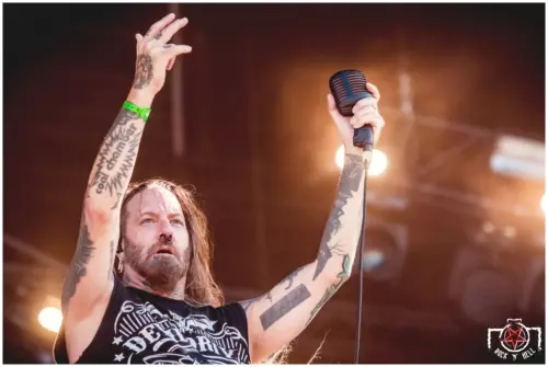Hellfest 2017 - Day III - Devildriver