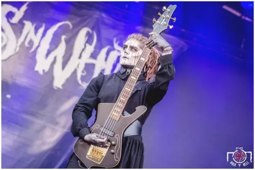 Hellfest 2017 - Day III - Motionless In White